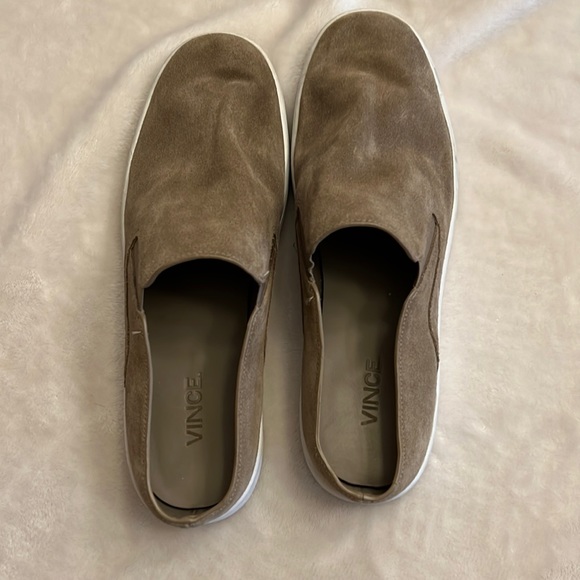 VINCE Verrell Slip-On Suede Sneakers - Picture 4 of 10